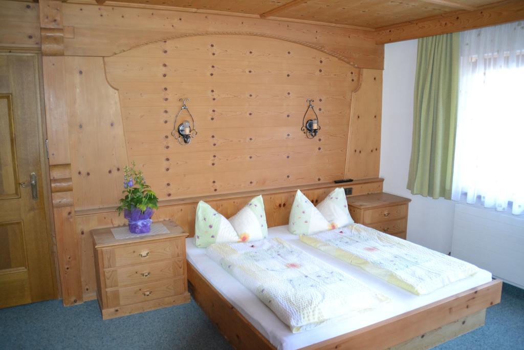 Gaestehaus Christoph Ried im Zillertal Luaran gambar