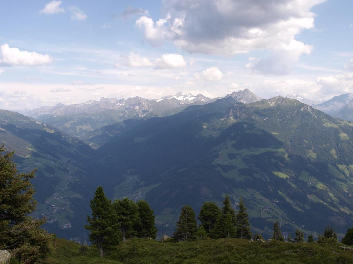 Gaestehaus Christoph Ried im Zillertal Luaran gambar